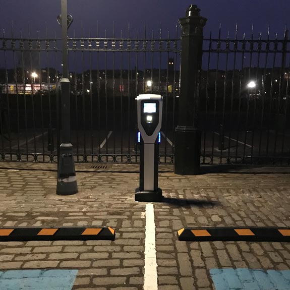 Water’s Edge – Electric Vehicle Charging